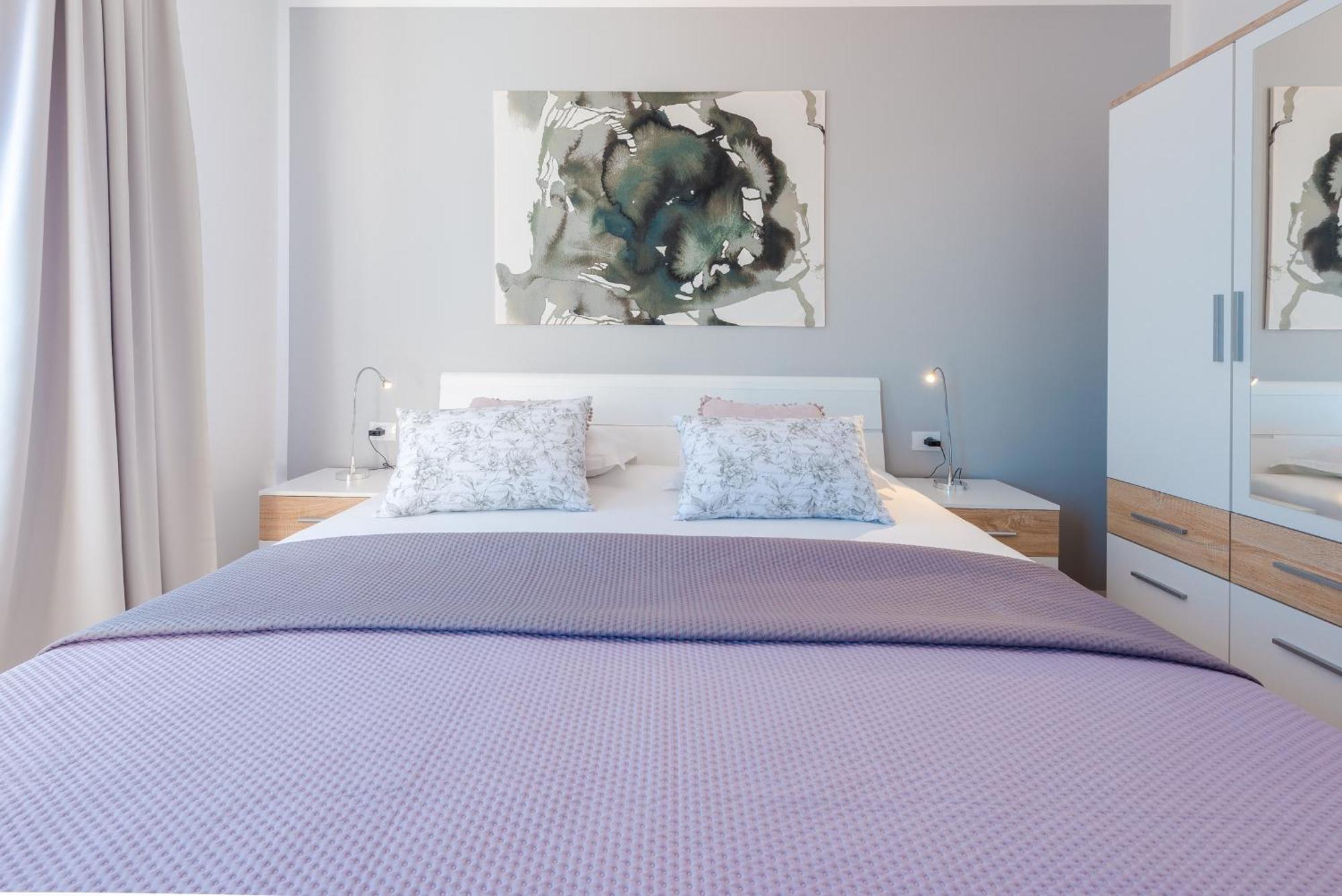 Apartment Made 4u